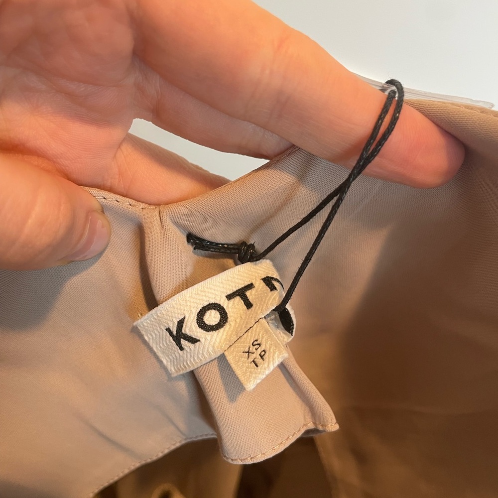 NWT KOTN Cream Button-Front V-Neck Dress - Picture 4 of 9